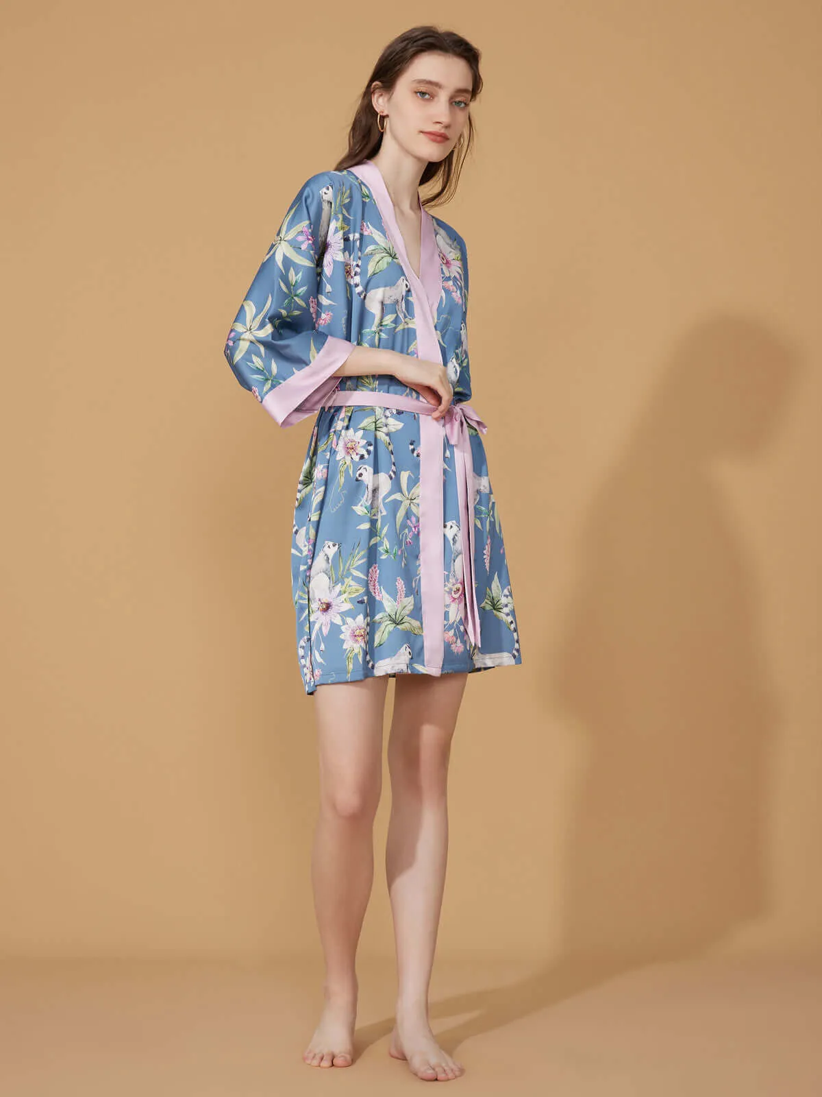 Short Kimono Robe in Blue Forest