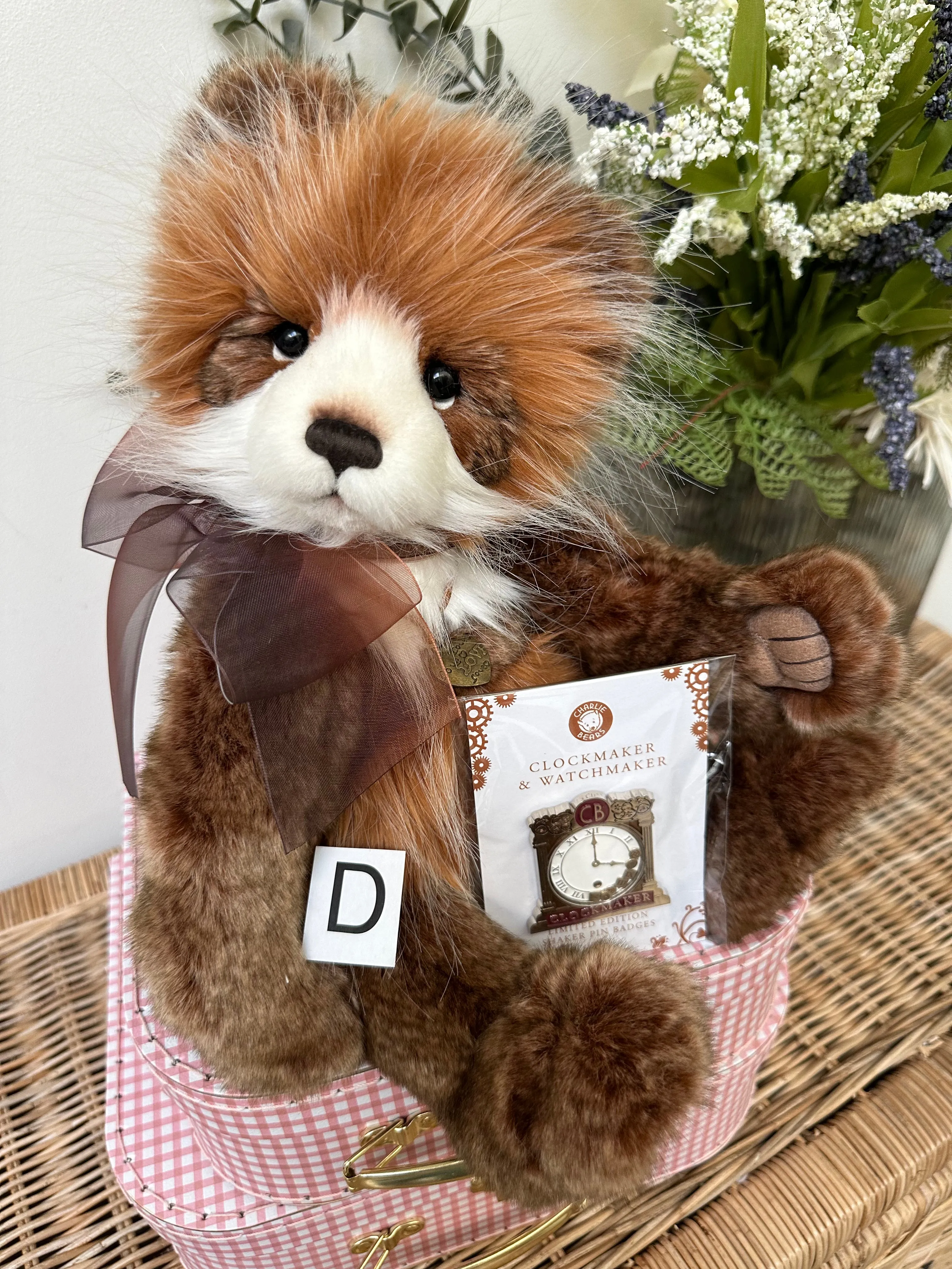 Charlie Bears Cuddle Time Teddy Bear with Pin Badge - Clockmaker Brand