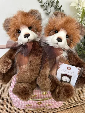 Charlie Bears Cuddle Time Teddy Bear with Pin Badge - Clockmaker Brand