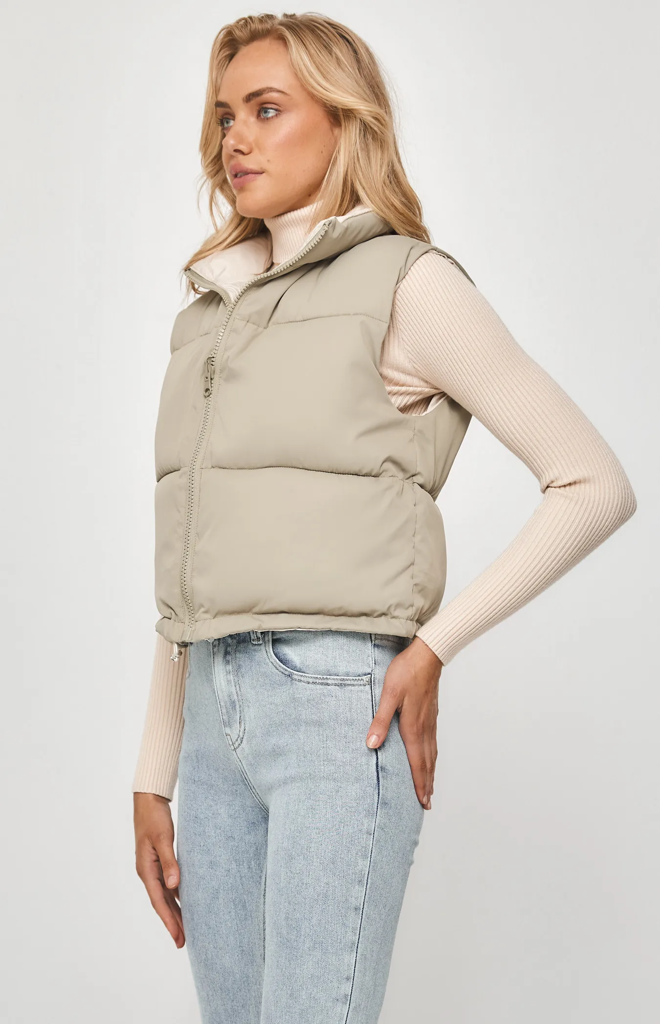 Reversible Puffer Vest (SJT377B)