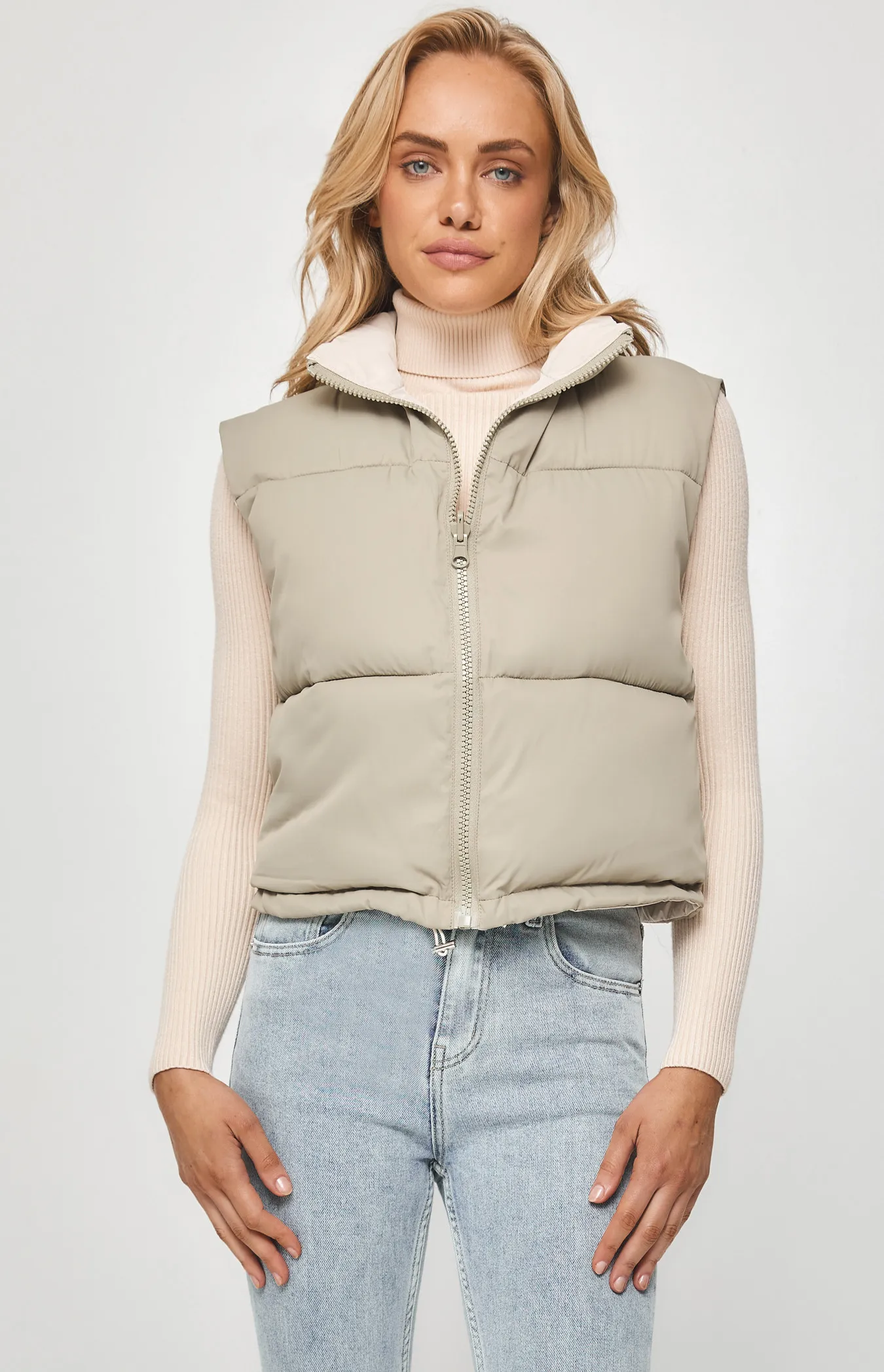 Reversible Puffer Vest (SJT377B)