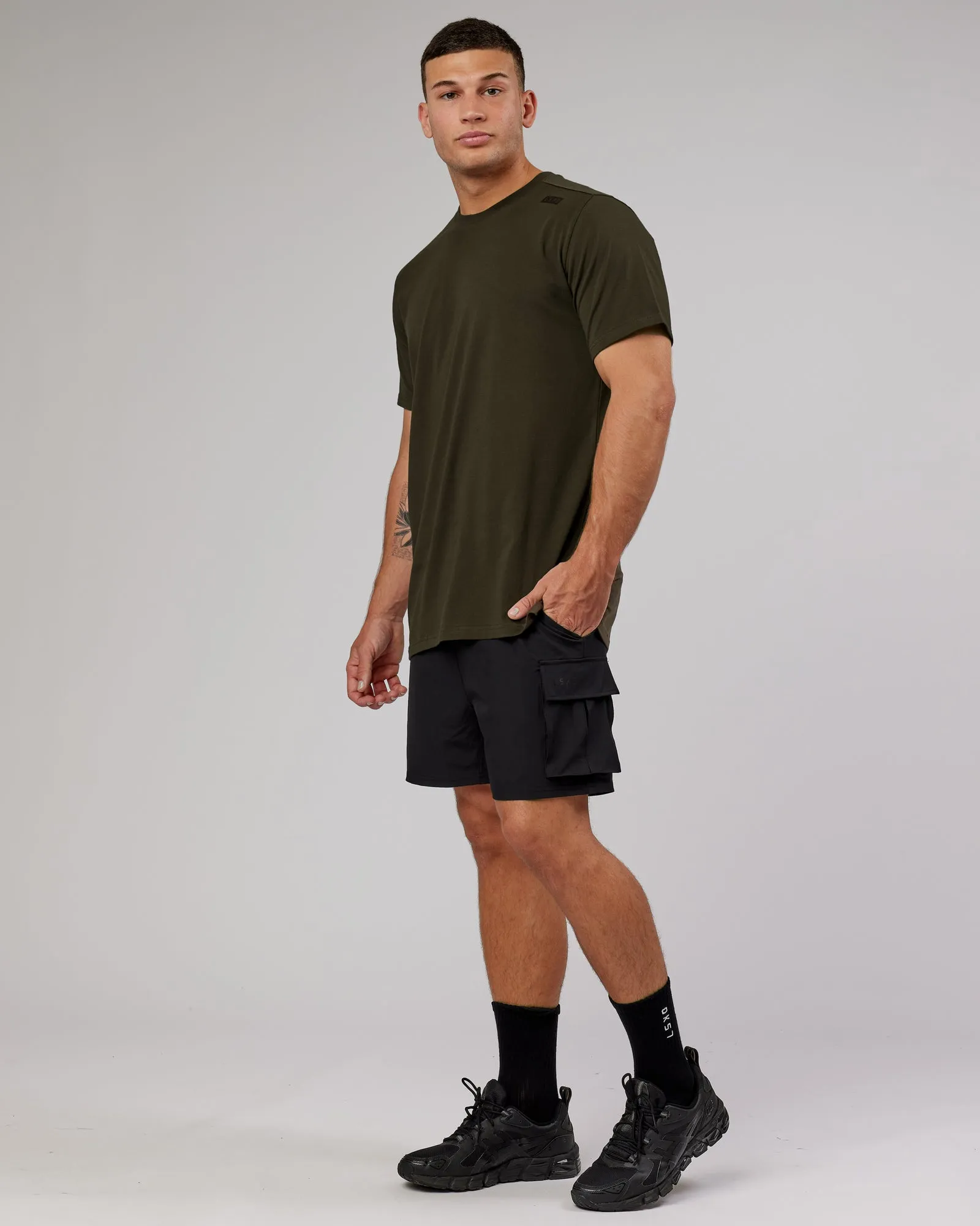 Energy Black Stretch Performance Cargo Shorts