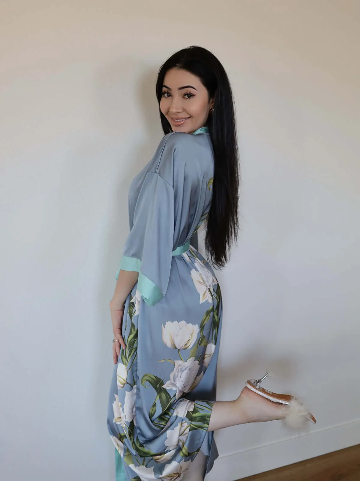 Floral Kimono Robe with Peony Pattern