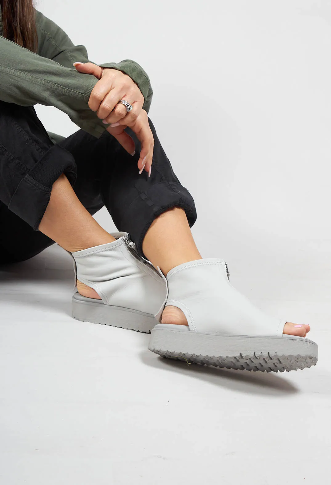 Chunky Sole Light Grey Sandal