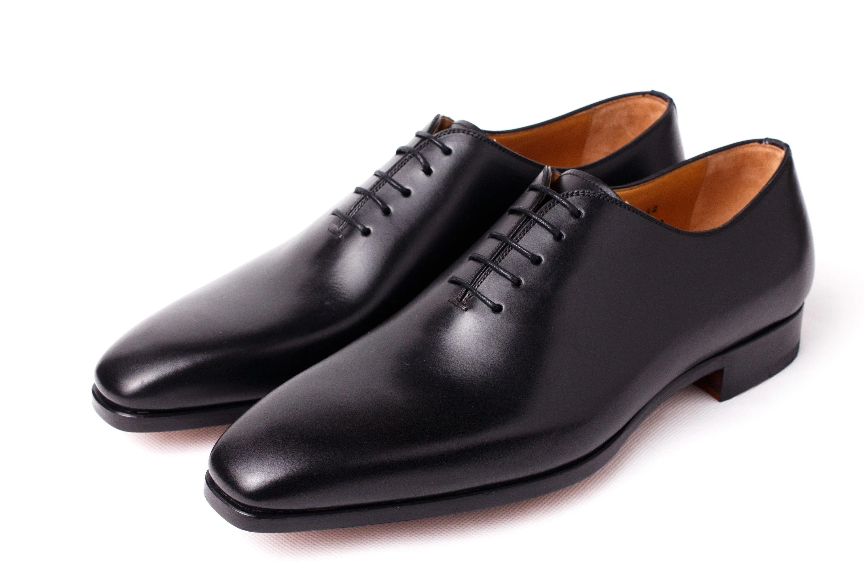 Magnanni Calfskin Wholecut Black