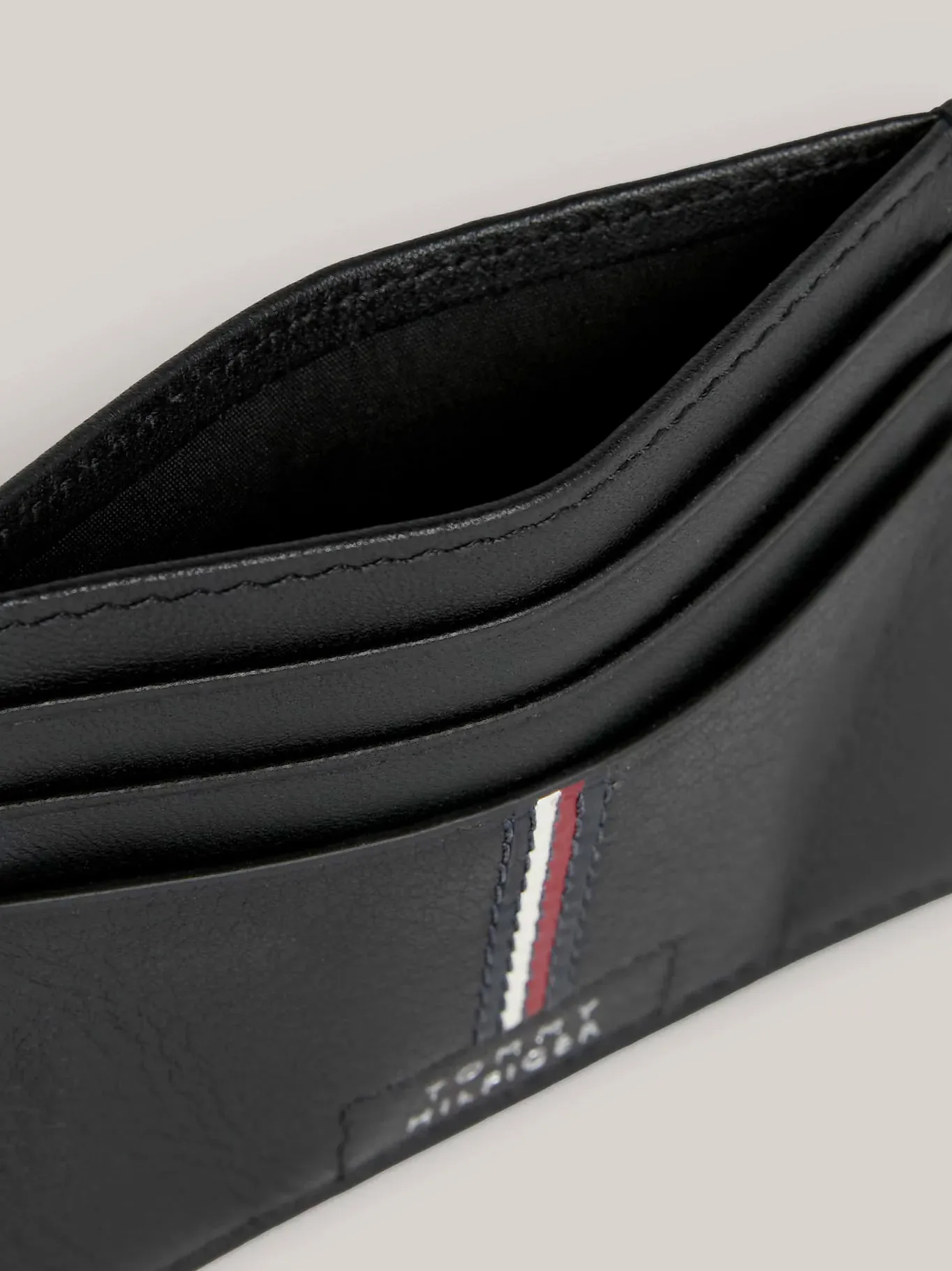 Tommy Hilfiger Credit Cardholder in 'Premium' Leather